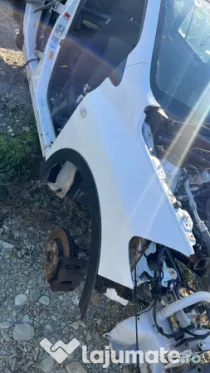 Aripa Dreapta Fata Suzuki SX4 2015