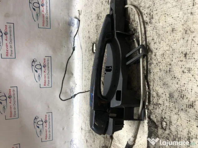 Maner exterior stanga fata BMW X1 2010