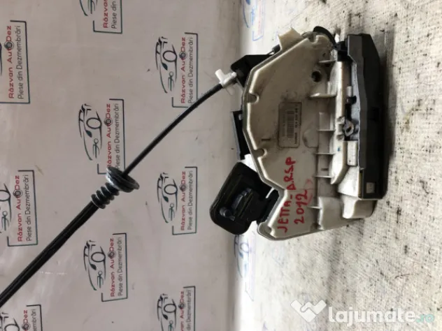Broasca dreapta spate Volkswagen Jetta 2012