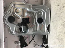 Macara geam stanga fata Nissan Qashqai 2012