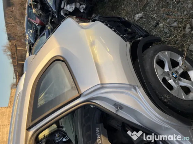 Aripa Stanga Spate BMW X1 2010