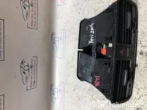 Grila ventilatie centrala Skoda Yeti 2.0 Motorina 2014
