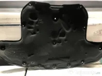 P&acirc;sla capotă Mercedes C-class w205 2015