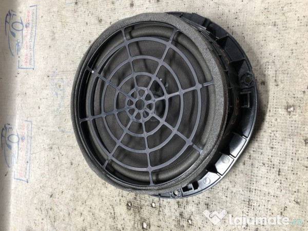 Boxa dreapta fata Audi A4 B9 - Motorina 2023