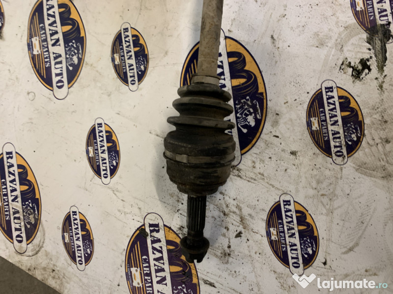 Planetara dreapta fata Dacia Logan 1.4 Benzina 2005