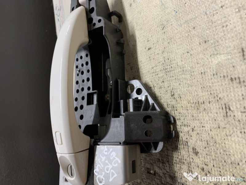 Maner exterior dreapta fata Audi Q3 - Motorina 2013