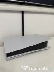 Consola PlayStation 5 825GB, controllere, charging, jocuri 