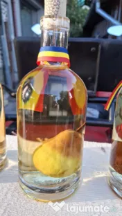 Palinca de pere cu para in sticla 