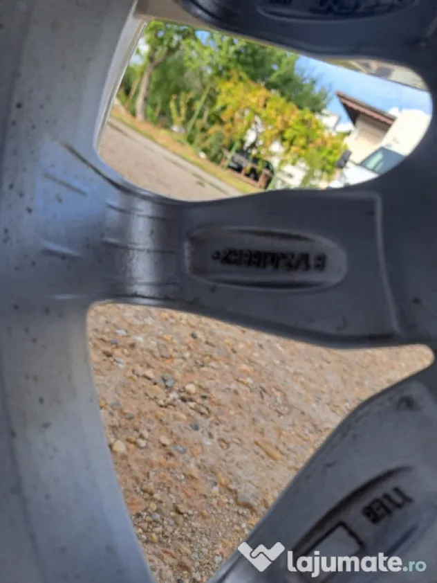 255/55R18 Jante si anvelope iarna bmw