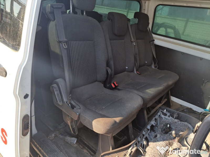 Dezmembrez Ford Transit Custom de Persoane 2.2 Tdci DRFF 100 Cai