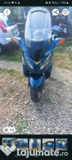 Scuter Malaguti Madison 250 cmc – 2010 – Aducere din Italia