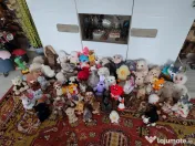 Jucarii de plus de diferite marimi 