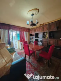 Apartament 2 camere, decomandat, Păltiniș, 4/4.