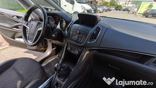 Opel Zafira C Tourer