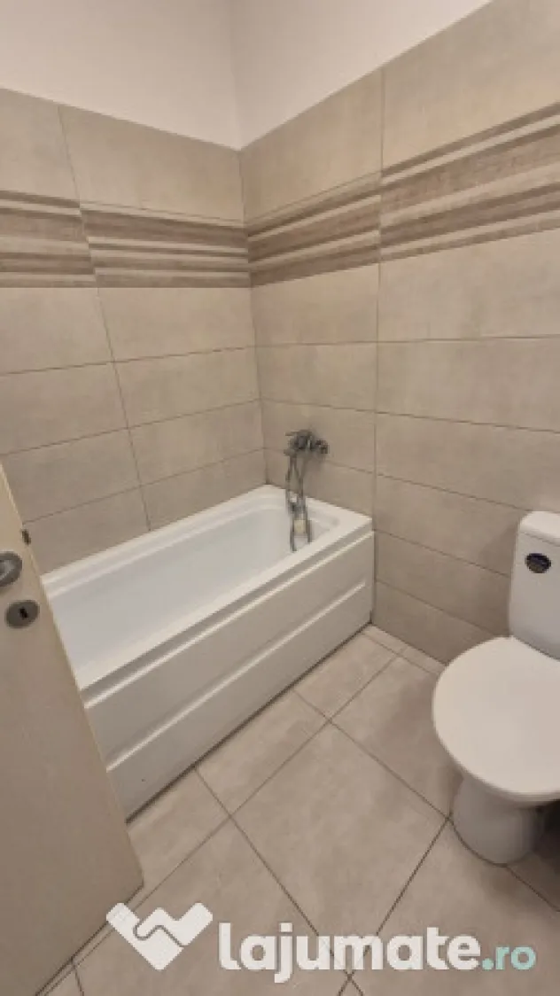 Apartament cu 2 camere + parcare