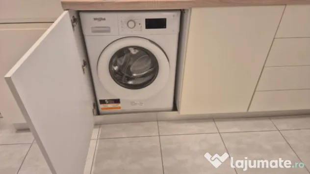 Apartament cu 2 camere + parcare