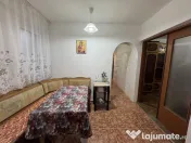2 cam,decom,parter cu balcon,53 mp,Primaverii,pretabil sp.comercial