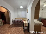 2 cam,decom,parter cu balcon,53 mp,Primaverii,pretabil sp.comercial