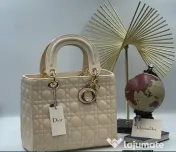 Genti firma/ Italia  new collection saculet,etichetă 