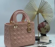 Genti firma/ Italia  new collection saculet,etichetă 