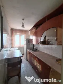 Apartament 3 camere decomandat, 78 mp, zona Micro 4