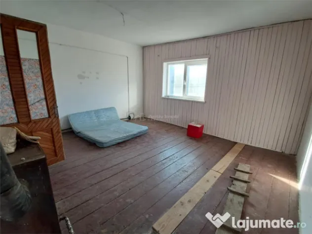 Resita Apartament la Casa,Etj.1
