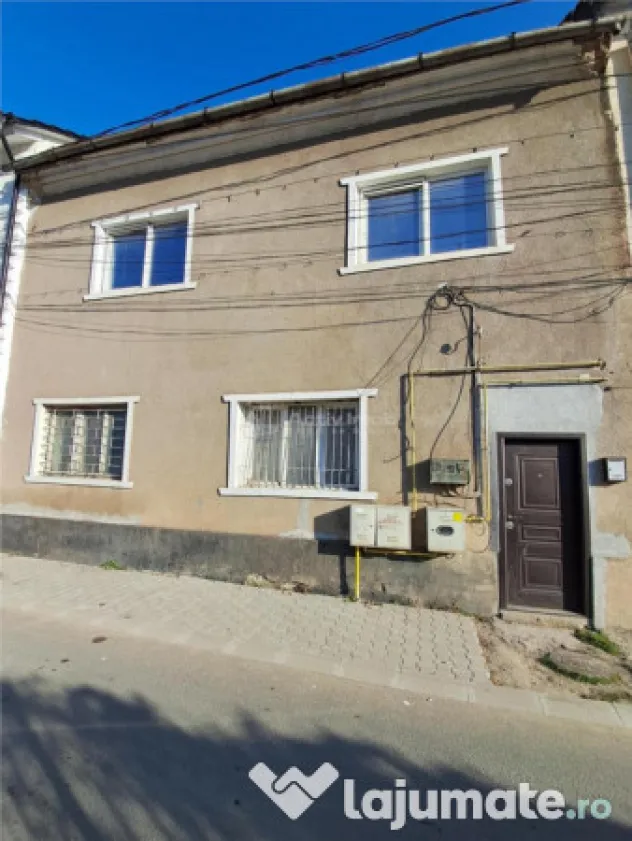 Resita Apartament la Casa,Etj.1