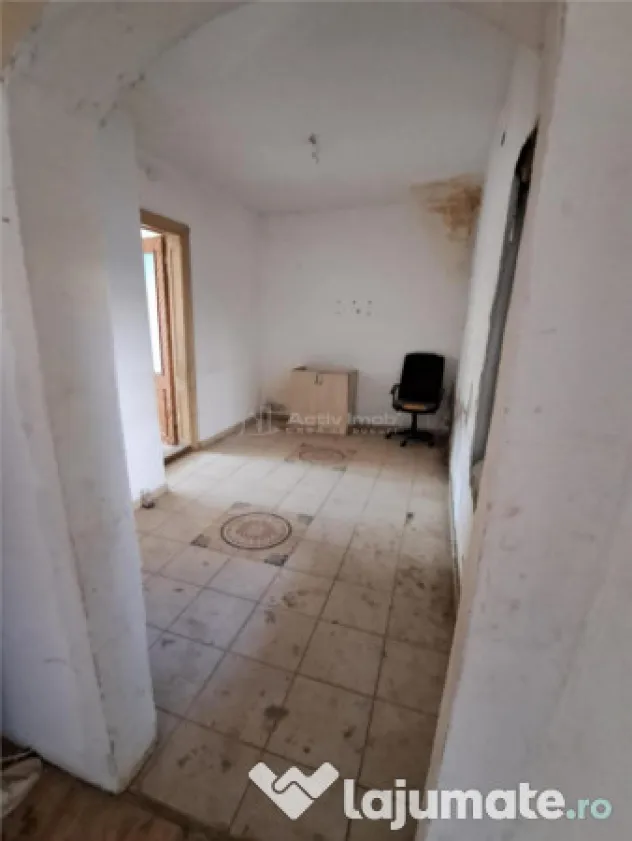 Resita Apartament la Casa,Etj.1