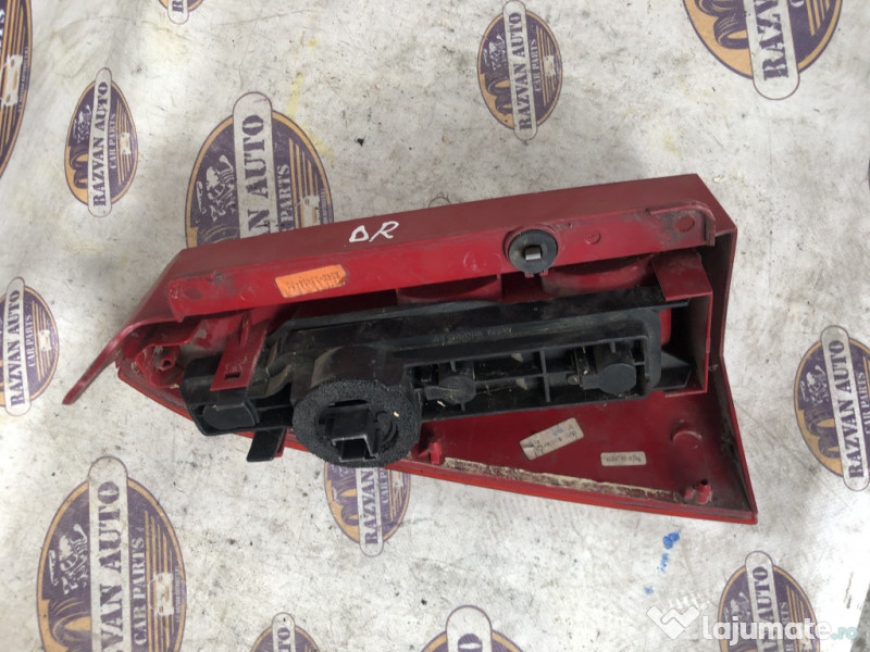 Stop dreapta aripa Ford Focus 2001