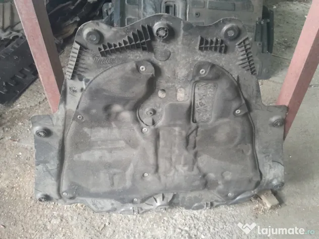 Scut motor plastic Dacia Sandero 2020