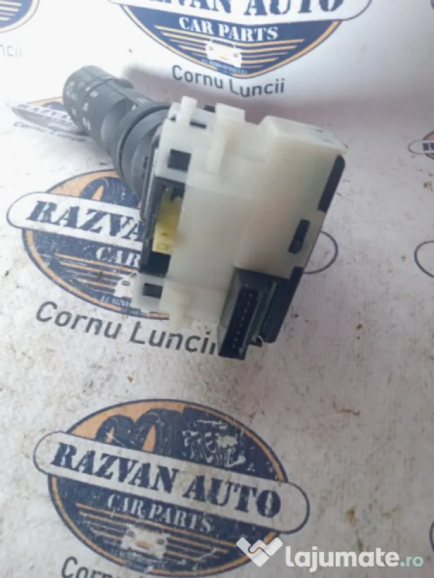 Maneta bloc lumini Nissan Qashqai 2011