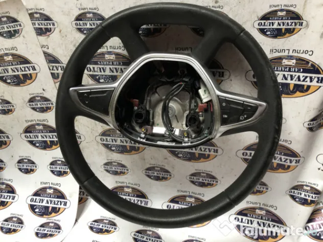 Volan cu comenzi Dacia Duster 2019