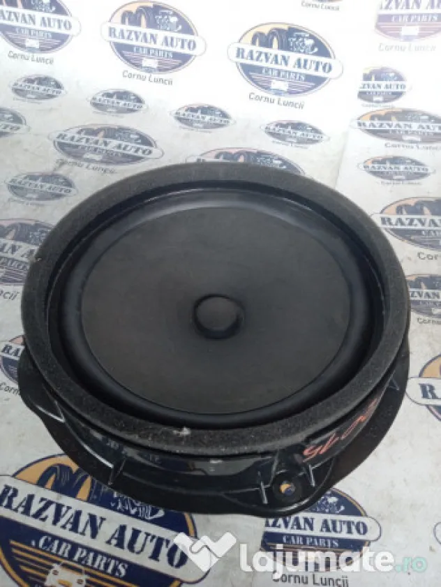 Boxa stanga fata Audi A3 2015
