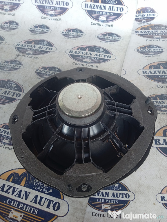 Boxa stanga fata Audi A3 2015