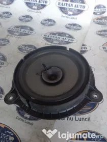 Boxa stanga spate Nissan Qashqai 2011