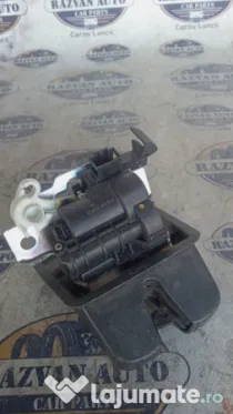 Broasca hayon Volkswagen Passat B8 Break 2014