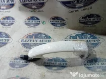 Maner exterior dreapta fata Volkswagen Golf 6 2009