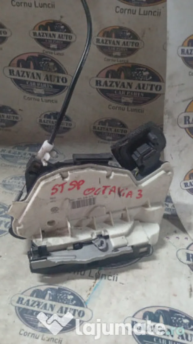 Broasca stanga spate Skoda Octavia 3