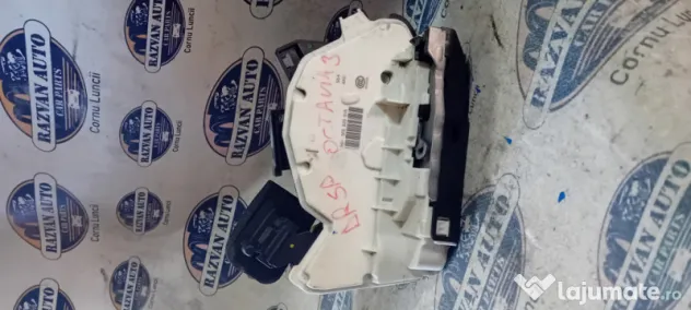 Broasca dreapta spate Skoda Octavia 3 2015