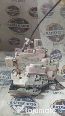 Broasca stanga spate Volkswagen Touareg 2012