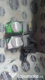 Set Centuri fata cu capsa Audi A4 B8 2012