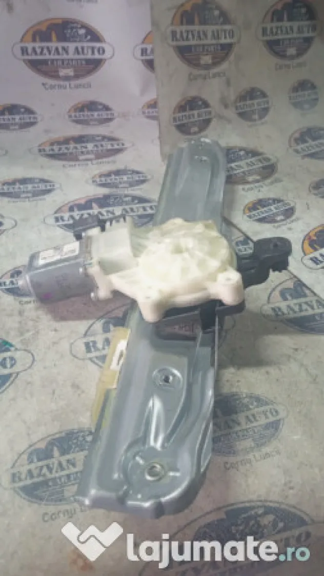 Macara geam dreapta spate Ford Focus 3 2011
