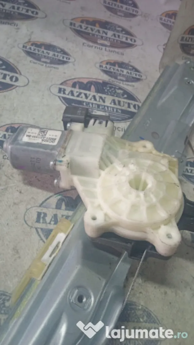 Macara geam dreapta spate Ford Focus 3 2011