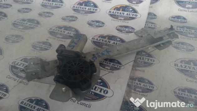 Macara geam stanga spate Dacia Duster 2013