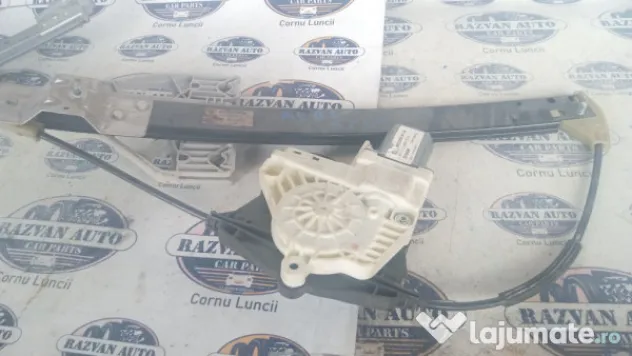 Macara geam stanga spate Audi A4 B8 2009