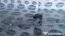 Macara geam stanga fata Dacia Duster 2017