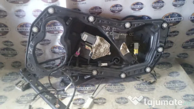Macara geam dreapta fata Volkswagen Passat CC 2013
