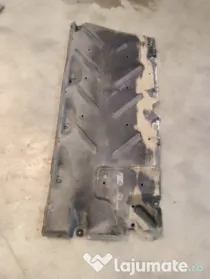 Scut lateral stanga Mercedes A-Class 2014