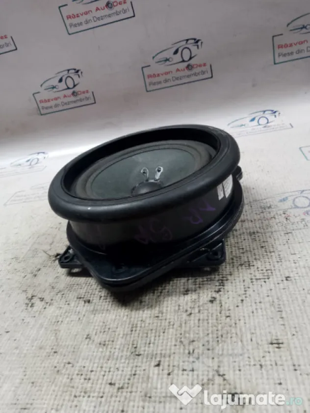 Boxa dreapta spate Audi A8 2009