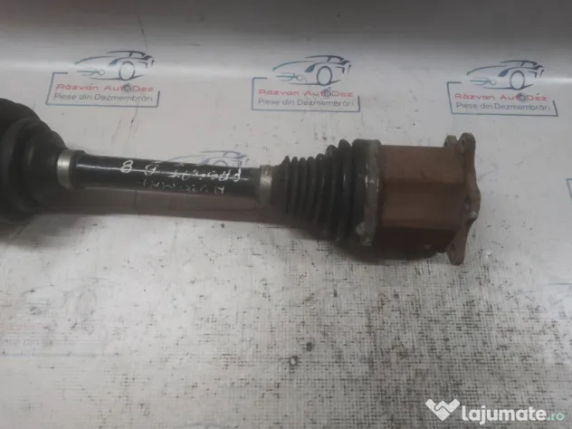 Planetara stanga fata Volkswagen Passat B8 2016